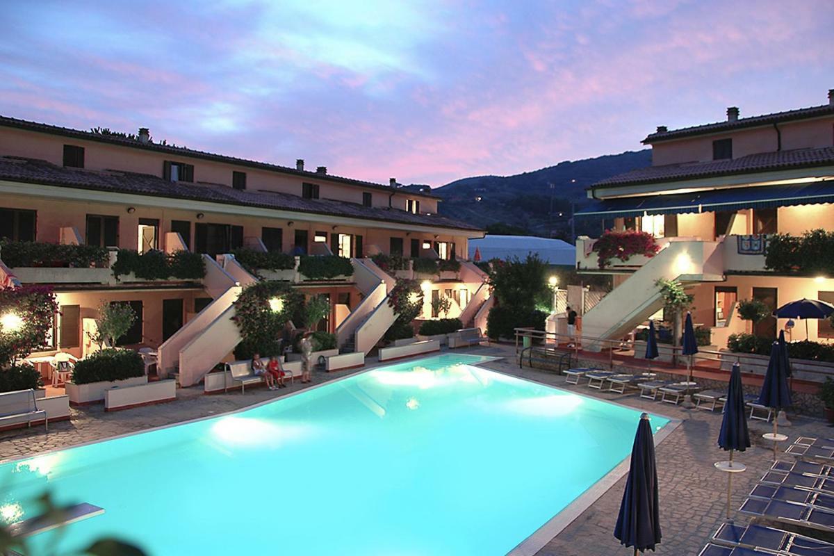 Aparthotel Elba Vip à Porto Azzurro Extérieur photo